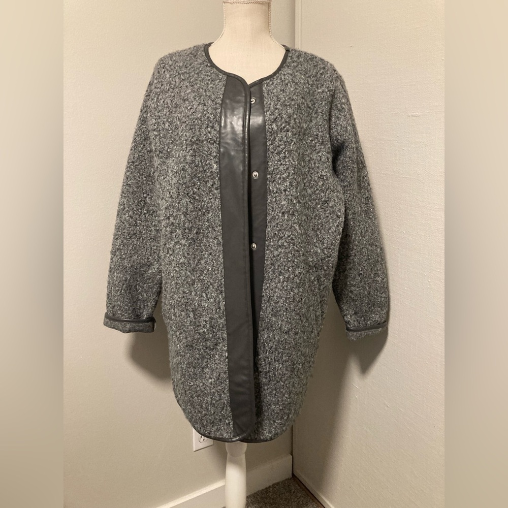 STYLUS Gray Teddy Jacket with Black Trim